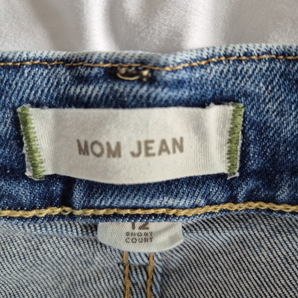 AE77 Premium Mom Jean - Picture 3 of 7